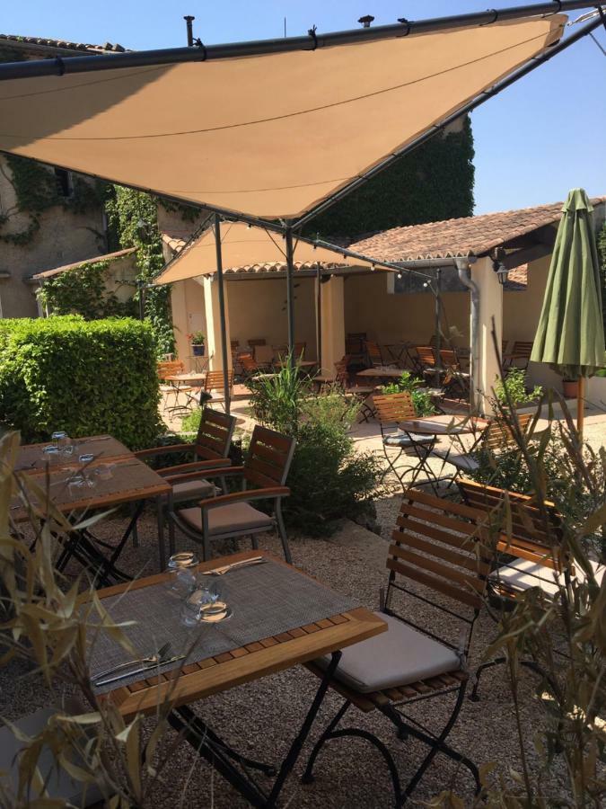 Le Cheval Blanc Bed & Breakfast La Bastide-des-Jourdans Bagian luar foto
